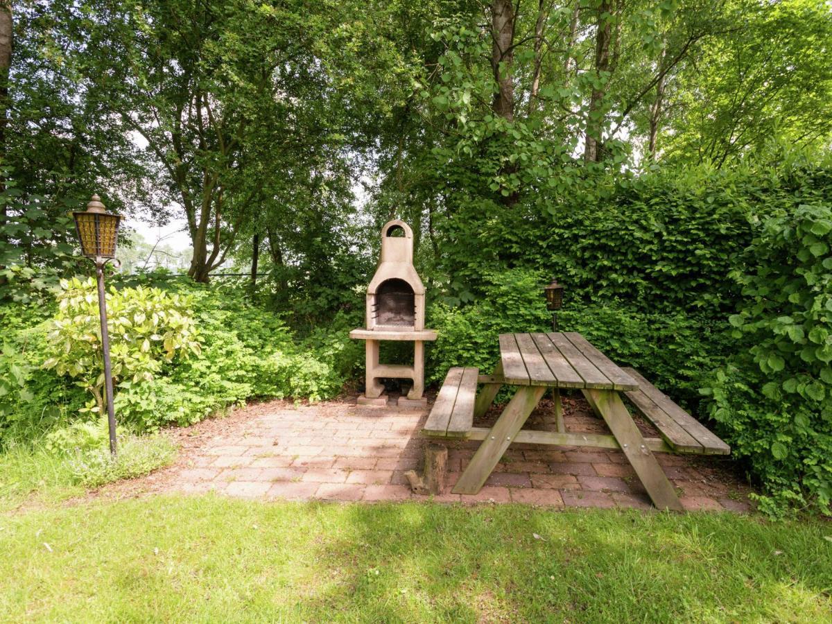 Villa With Spacious Garden Near Heeten Экстерьер фото